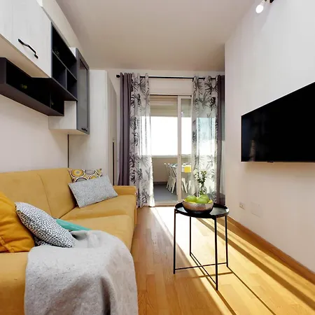 Martas Flat By Domusdimore